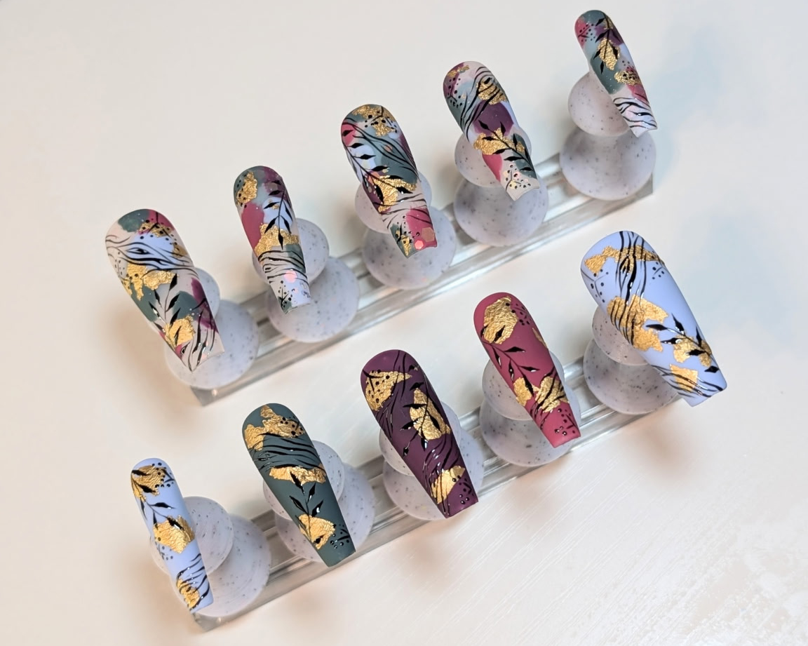 Cola Kisses nail set