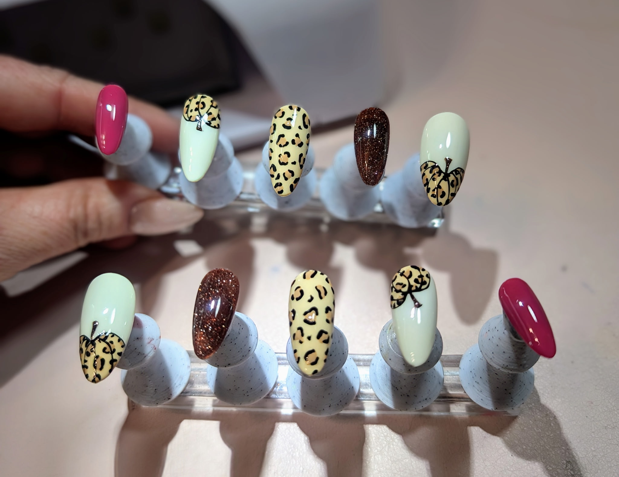 Disco Almond nail set